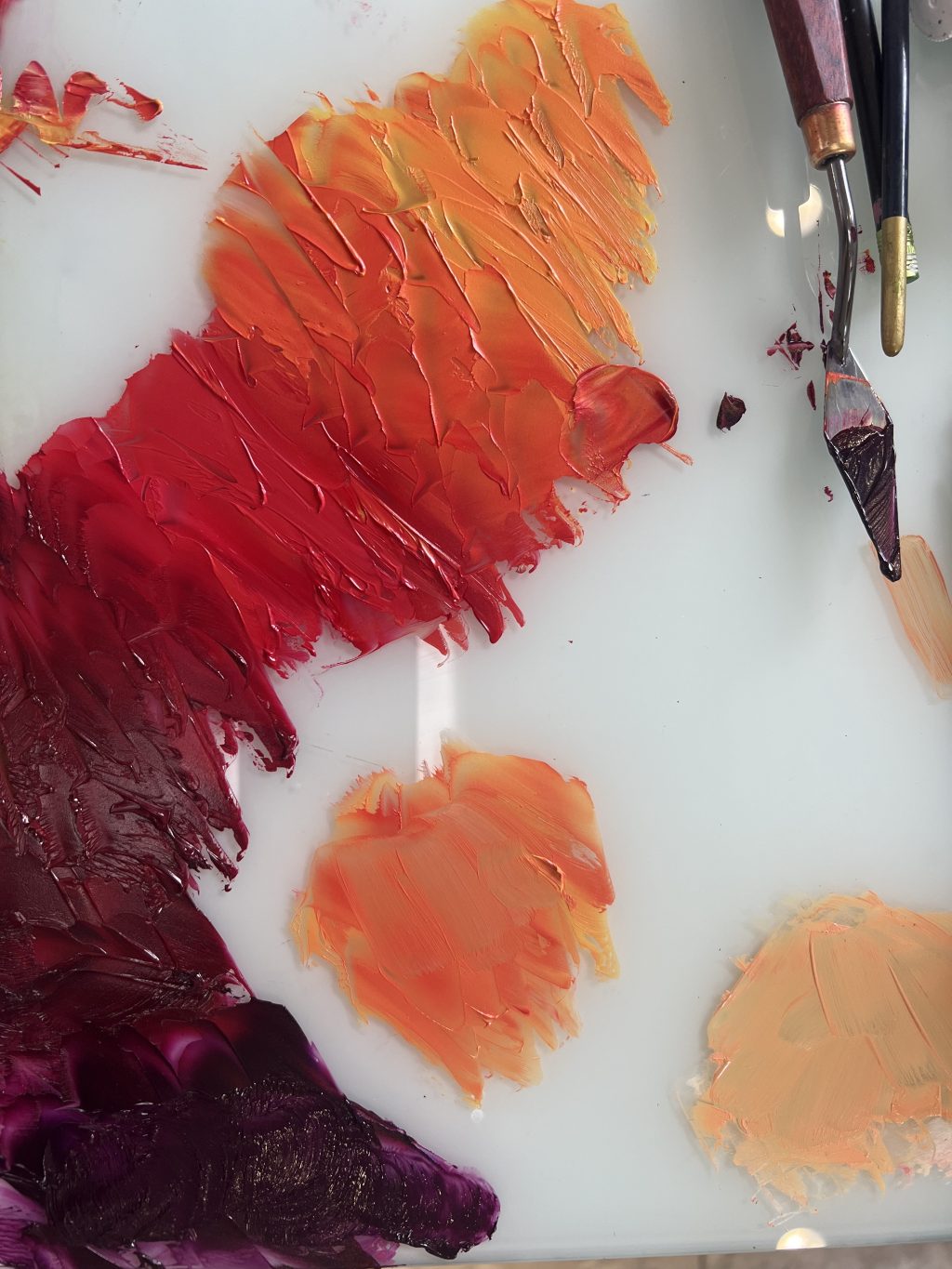 Herramientas 
Profesores: Luz Helena Caballero, María Isabel Vargas y Nicolas Barrera.

Este curso aborda la pintura desde sus fundamentos esenciales: color, gesto y superficie.
